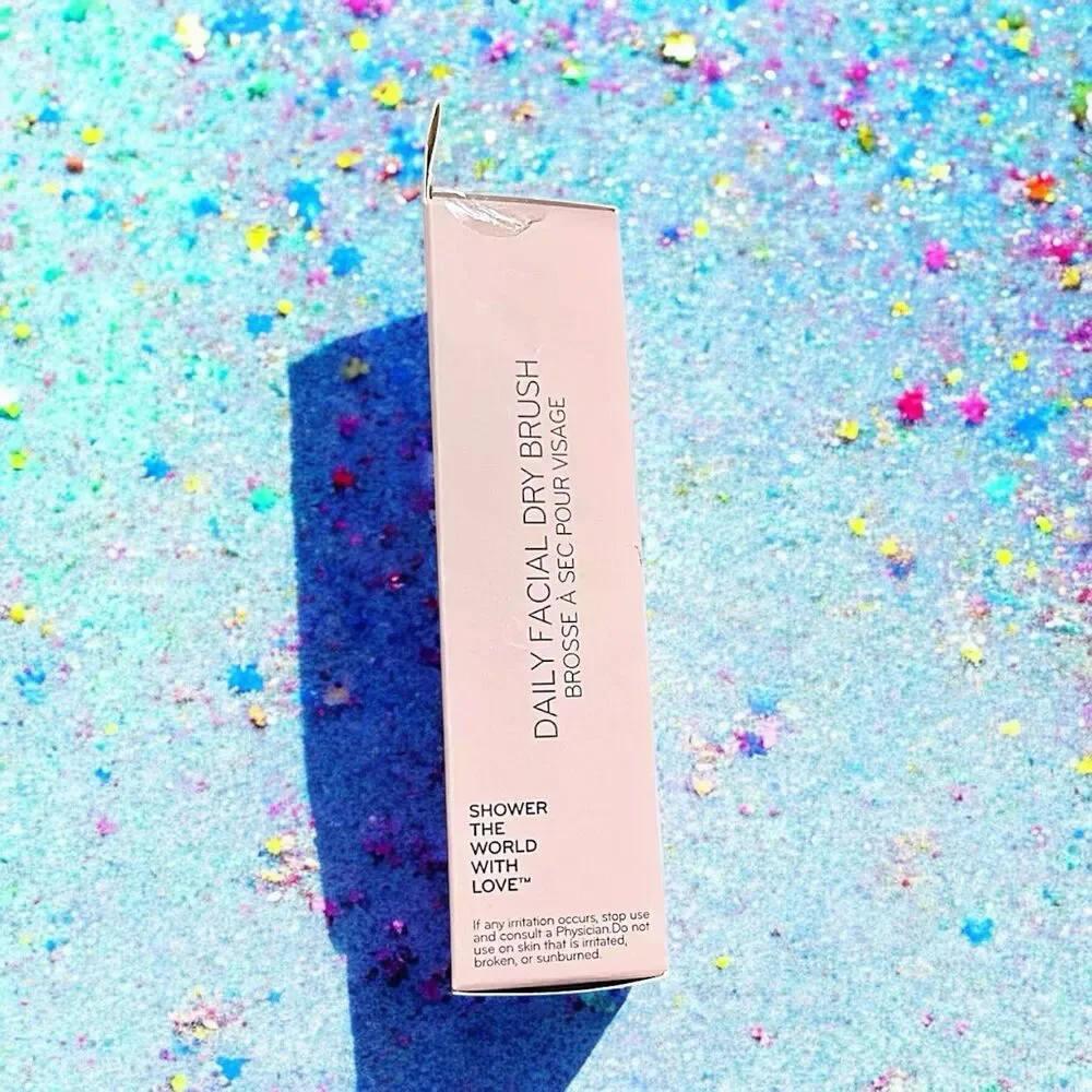 DAILY CONCEPTS Daily Facial Dry Brush MSRP $20 Brand New In Box